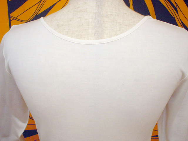 レディース金伴繊維　絹（シルク）100%　８分袖シャツ　Ｍサイズ
